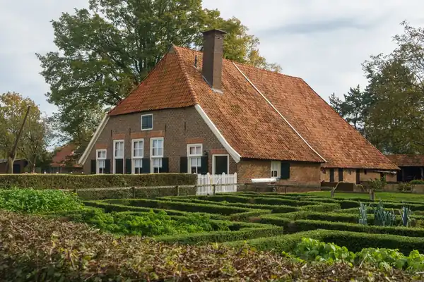 Woonboerderij aan de Bunderweg 6 in Woudenberg