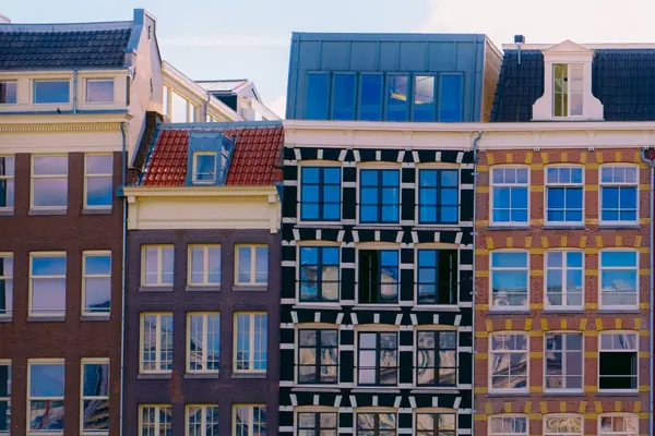 Grachtenpand aan de Hofgracht 27 in Amersfoort