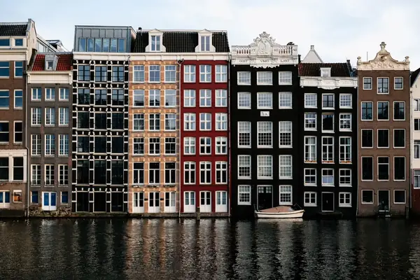 Grachtenpand aan de Lavendelgracht 12 in Amersfoort
